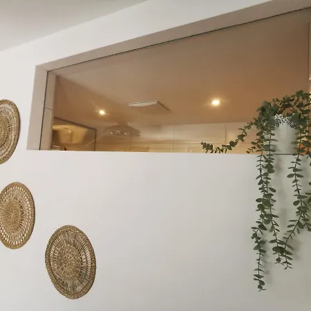 Riverside Apartmán *