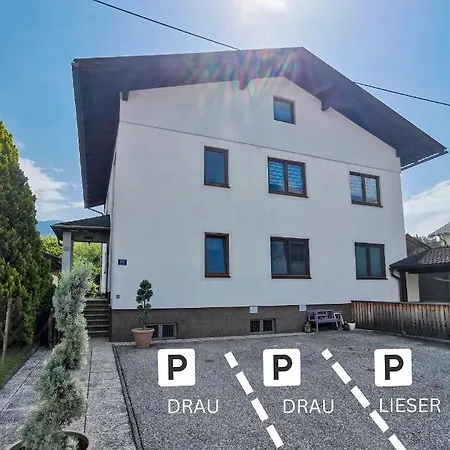 Riverside Apartmán *