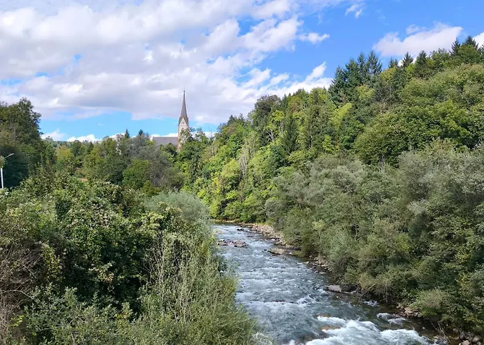 Riverside Apartament Lieserbrücke